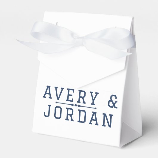 Personalized wite blue Monogram Wedding  フェイバーボックス (正面サイド)