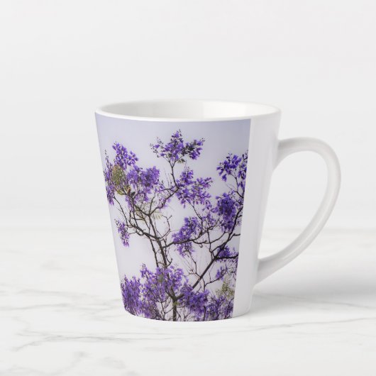 Personalized “You Are Awesome” Jacaranda Sky カフェラテマグ (右)