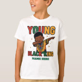 Personalized Young Black King Dabbing Boy Tシャツ (正面)