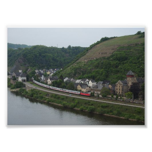 Personenzug in Kobern-Gondorf フォトプリント (正面)