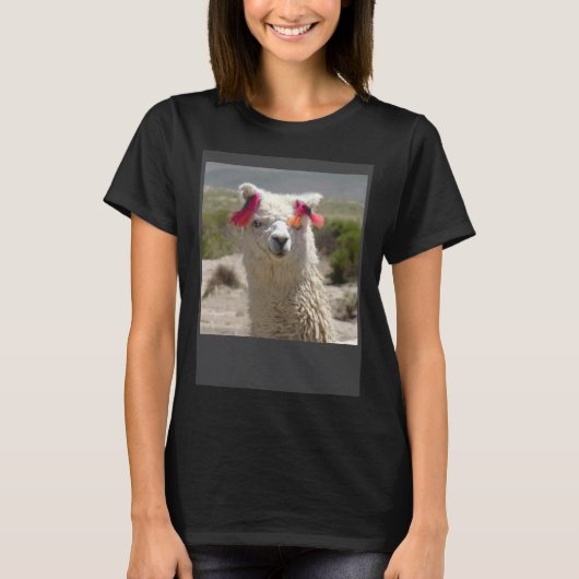 Peru Alpaca With Ear Decoration Tassels  Cute Phot Tシャツ (正面)