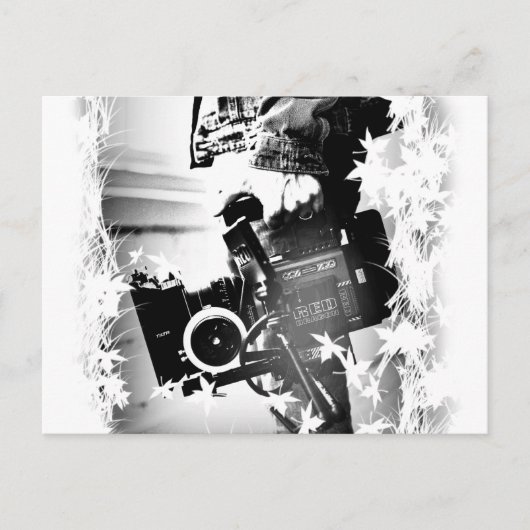 Pessoa Segurando uma câmera dslr Preta ポストカード (正面)