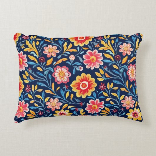 Petal Kissed Morning Accent Pillow アクセントクッション (正面)