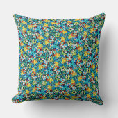 Petal Party Pattern Throw Pillow クッション (正面)