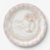 Petals and Prosecco Pink and Gold Bridal Shower ペーパープレート (正面)