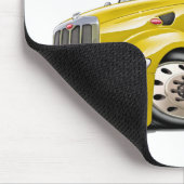 Peterbiltの黄色いトラック マウスパッド (コーナー)