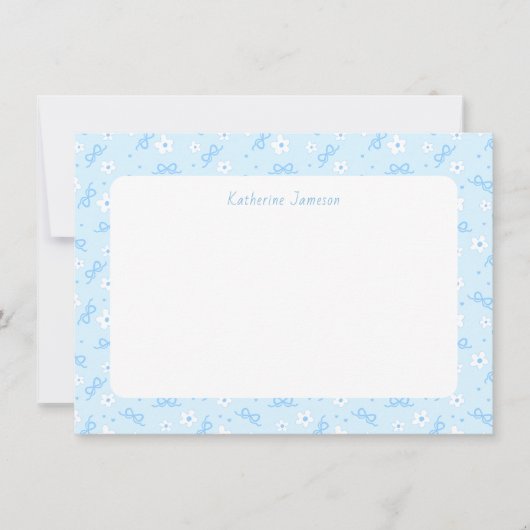 Petit Blue Whimsical Bows Daisy Monogram Notecard サンキューカード (正面)