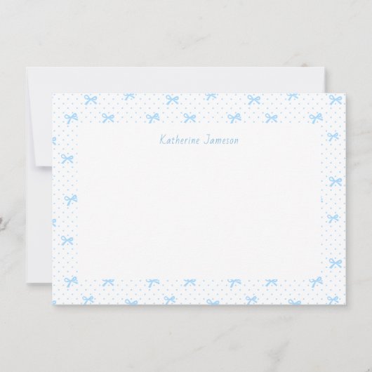 Petit Blue Whimsical Bows Monogram Notecard サンキューカード (正面)