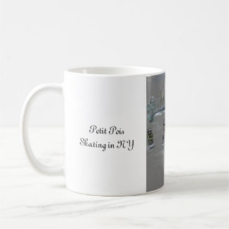 Petit Pois Skating in NY Coffee Mug コーヒーマグカップ