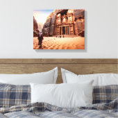 Petra's Treasury at Dawn キャンバスプリント (インサイチュ (寝室))