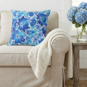 Petrikivka Ukrainian traditional folk art. クッション