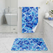 Petrikivka Ukrainian traditional folk art. バスタオル