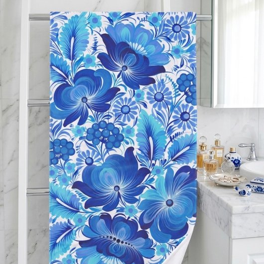 Petrikivka Ukrainian traditional folk art. バスタオル