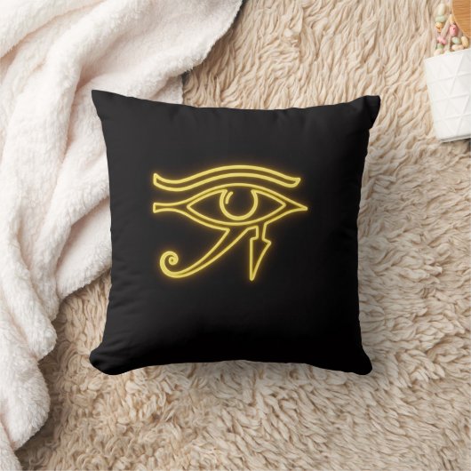 Pharaoh-Inspired Egyptian Logo – Bold Ancient Styl クッション (ブランケット)
