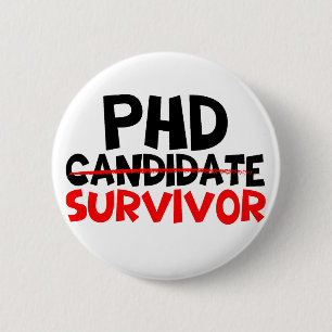 Phdサバイバータイポグラフィ赤黒 缶バッジ