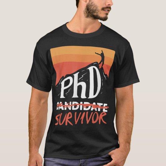 PHD生存者候補おもしろいヴィンテージPHD卒業 Tシャツ (正面)