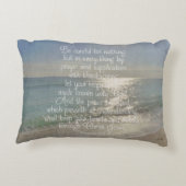 Philippiansの4:13の平和聖書の詩のビーチのクリスチャン アクセントクッション (裏面)
