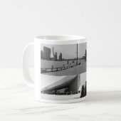 Photo collage Rotterdam 4 in black and white コーヒーマグカップ (正面左)