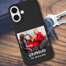 Photo Grandad Established 太字ホワイトタイポグラフィ iPhone 16ケース