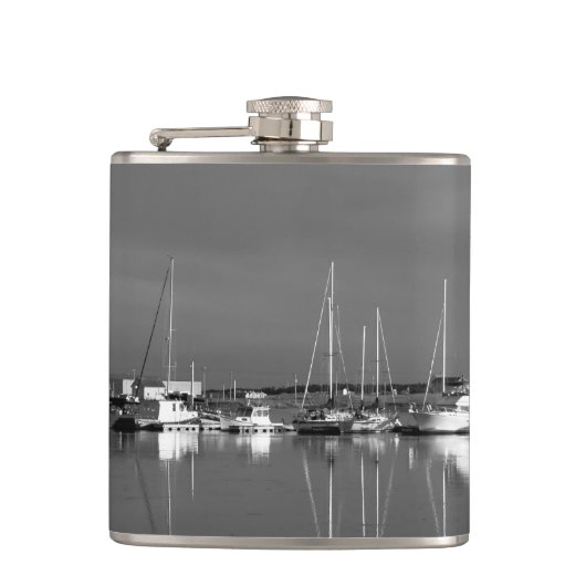 photo noir et blanc, bateaux フラスク (正面)