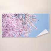 PHOTO OF CHERRY BLOSSOM TREE バスタオル (バスタオル)