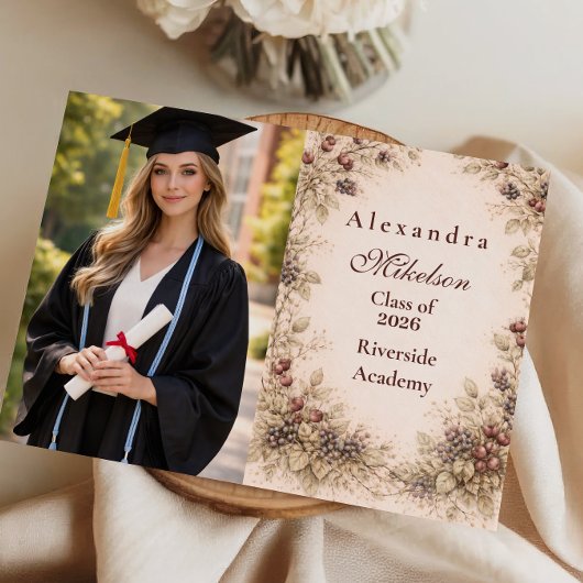 Photo Vintage Berry Botanical Graduation Party 案内状