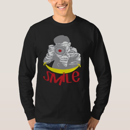 Photography Smile Cheerful Photography Illustratio Tシャツ (正面)