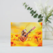 Photorealistic Cockroach Playing Guitar Among Mari ポストカード (スタンド正面)
