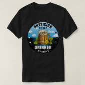 Physician By Day Drinker By Night Beer Funny Quote Tシャツ (デザイン正面)