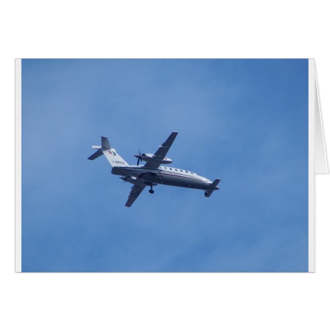 Piaggio P180の航空機 (正面横)