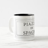 Piazza di Spagnaのローマの道路標識 ツートーンマグカップ (正面左)