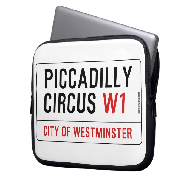 Piccadillyのサーカスの道路標識 ラップトップスリーブ (正面左)