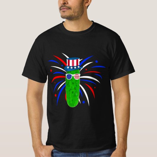 Pickle 4th of July USA Patriotic Gift  Tシャツ (正面)