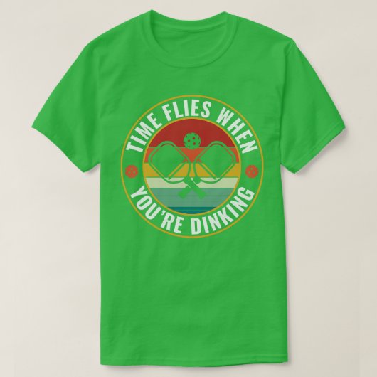 PicklebalIの時間は、Picklebalを飲んでいるときに飛ぶ Tシャツ (デザイン正面)