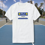 Pickleballおもしろい私の名前はPickleballに夢中 Tシャツ<br><div class="desc">遊もしピックボールは、スポーツが中毒性になることができること知っている。このおもしろいTシ読ャツは「こんにちは、私の名前は(名前をカスタムする)で、私はピックボールの問題がある。お前のピックボール仲間は全部手に入る！一番下の線を簡単に文字に変カスタム更。</div>