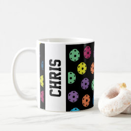 Pickleballという名前：黒にピクルボールをもっと置く  コーヒーマグカップ