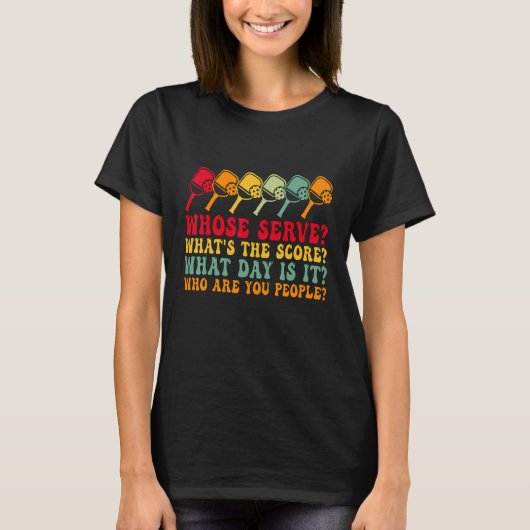 Pickleball選手チームのサーブPickleball選手Tees Tシャツ (正面)