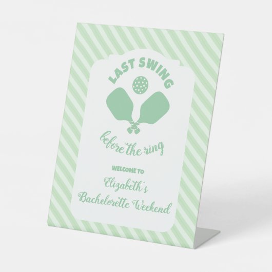 Pickleball Bachelorette Weekend 台座サイン (正面)