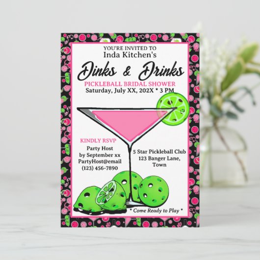 Pickleball Bridal Shower Dinks & Drinks Pink Black 招待状 (スタンド正面)