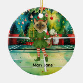 Pickleball Christmasをテーマにした猫好き セラミックオーナメント (正面)