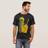 Pickleball Dill Pickle With Paddle Funny Sweatband Tシャツ (正面フル)