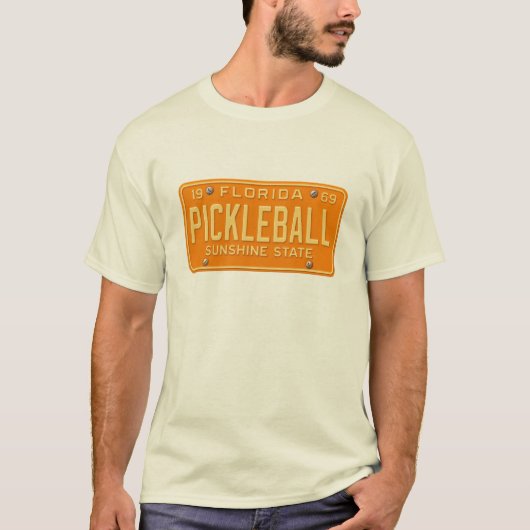 Pickleball Fanatic - Retro Florida License Plate Tシャツ (正面)