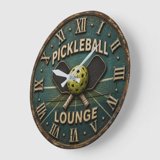Pickleball Lounge Rustic Paddle & Ball ラージ壁時計 (傾斜)