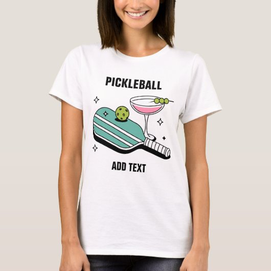 Pickleball Paddle and Cocktail Tシャツ (正面)