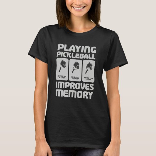 Pickleball Player Playing Pickleball Improves Memo Tシャツ (正面)