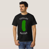 PICKLES MATTER NATIONAL PICKLE DAY FUN DILL PICKLE Tシャツ (正面フル)