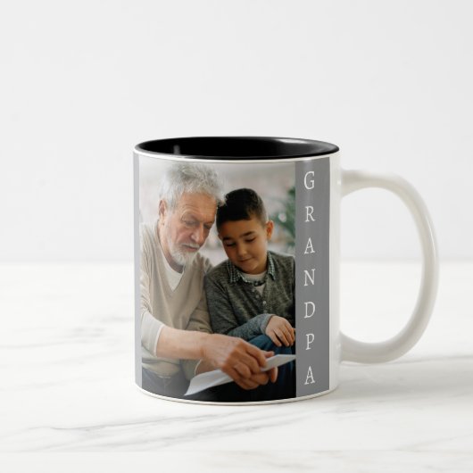Picture perfect gift for Grandpa ツートーンマグカップ (右)