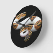 piebaldの球の大蛇 ラウンド壁時計 (傾斜)