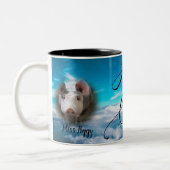 Pig PHOTO Memorial Sky悔やみや弔慰Oinkで私を見た ツートーンマグカップ (左)