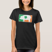 Pig St Patrick's Day Irish Flag C Distressed Tシャツ (正面)